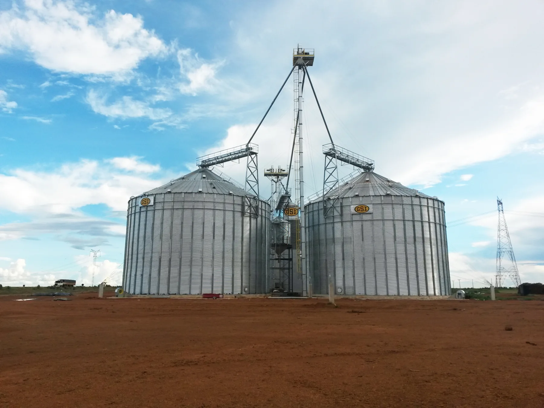 Estrutura de armazenagem Alvo Agrícola